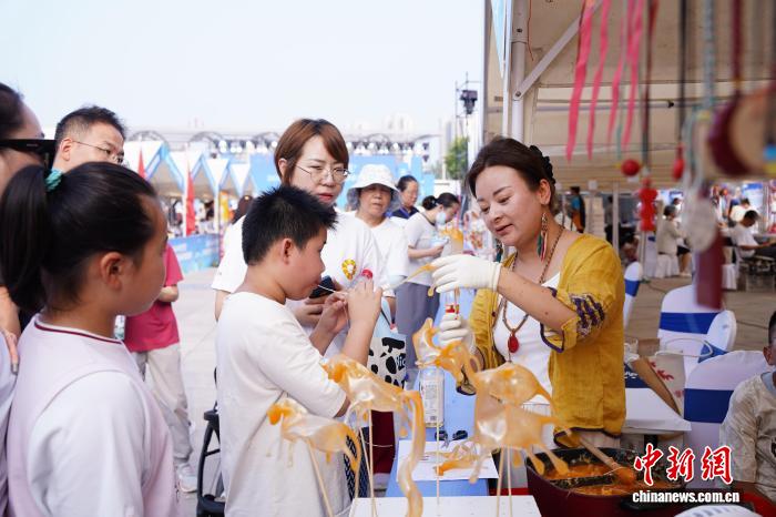 宁夏户外运动体育旅游季启动 深度融合体育文化