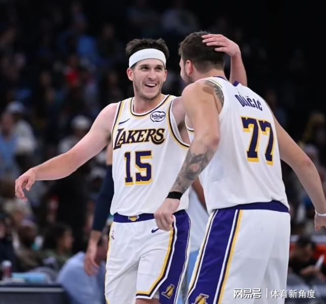 湖人计划为里夫斯送上5年2.4亿顶薪合同 希望交易