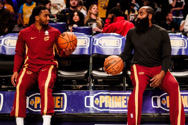 湖人轻取骑士东契奇砍42+12助创纪录 詹姆斯助队